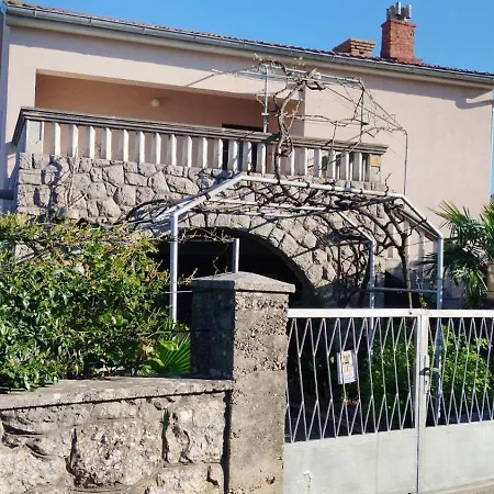 Lovor Appartamento Krk Town